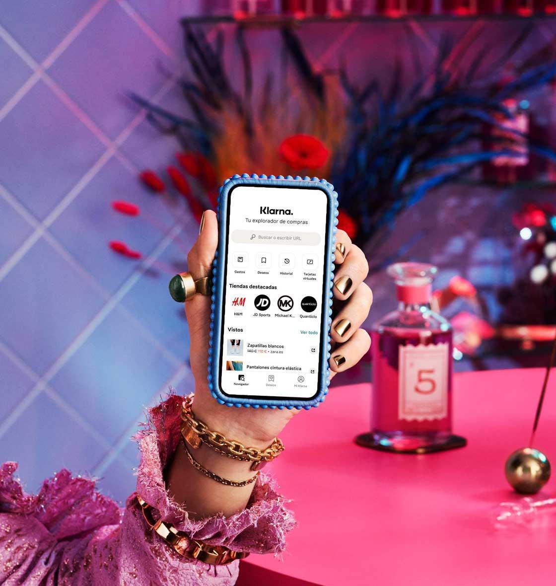 hand-app-home-device-imagery-PerfumeShop-es