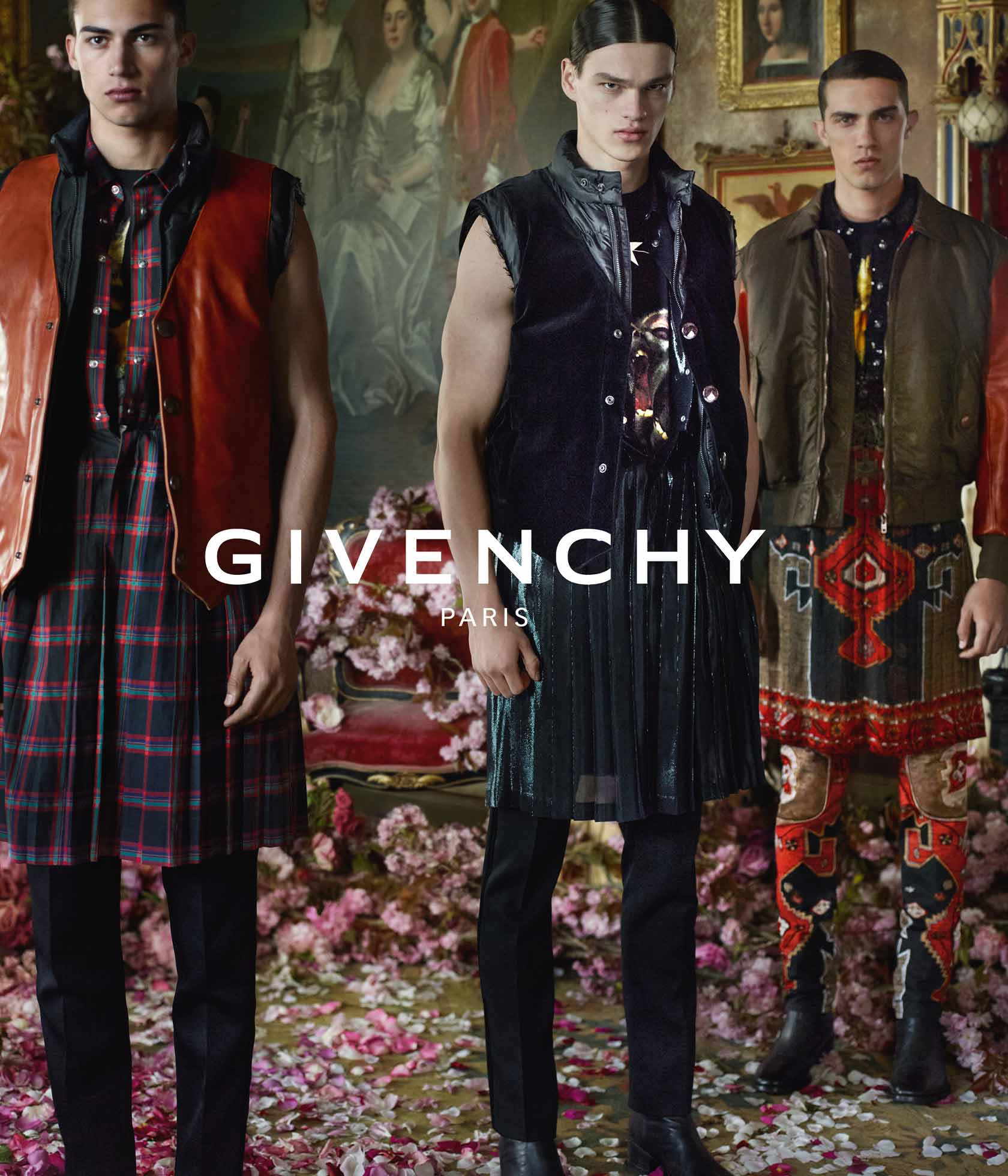 Pay in 4 small payments at GIVENCHY 