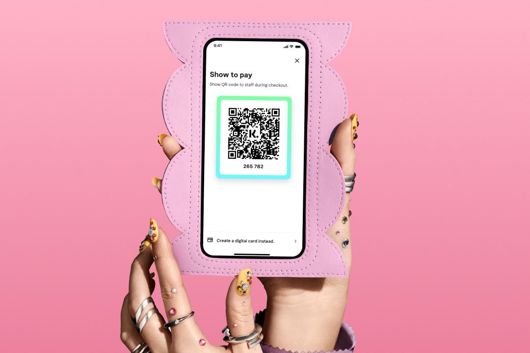 Show QR to pay with Klarna in-store