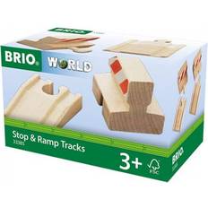 BRIO Ramp & Stop Track Pack 33385