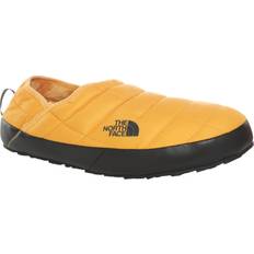 The North Face Sko The North Face Thermoball Traction Mule V M - Summit Gold/TNF Black