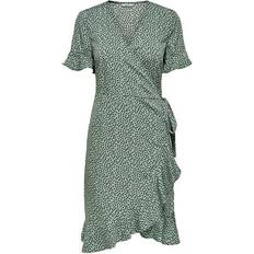 Only Damen Kleider Only Olivia Wrapped Dress - Green/Chinois Green