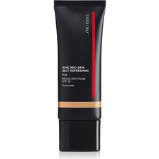 Vannfaste Foundations Shiseido Synchro Skin Self Refreshing Tint SPF20 #235 Light Hiba