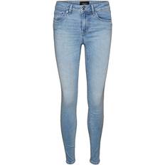 Vero Moda Bekleidung Vero Moda Lux Mr Normal High Slim Fit Jeans - Blue/Blue Light Denim