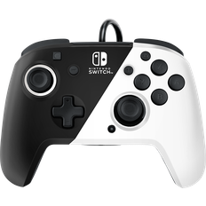 Gamepads PDP Faceoff Deluxe+ Audio Wired Controller - Black/White