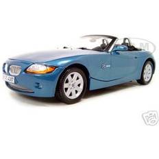 Motormax BMW Z4 Convertible Blue 1/18 Diecast Model Car