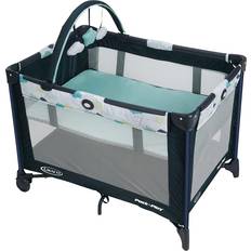 Travel Cots Graco Pack ‘n Play On the Go Playard with Bassinet