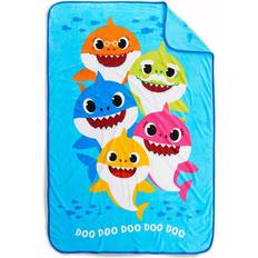 Pinkfong Baby Shark Do Do Do Do Blanket 62x90"