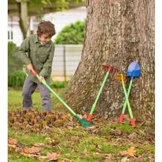 https://www.klarna.com/sac/product/232x232/3005324014/HearthSong-Grow-with-Me-Kids-Telescoping-Garden-Tool-Set-Ages-3-730144.jpg?ph=true