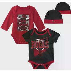 Mitchell & Ness Beanies Mitchell & Ness Chicago Bulls Hardwood Classics Bodysuits & Cuffed Knit Beanies Set Infant