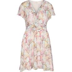 Guess Clothing Guess Floral-Print Flutter-Sleeve Dress Female