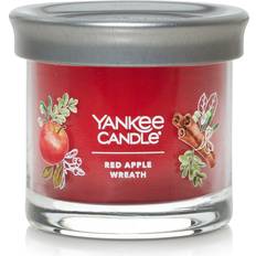 Yankee Candle Red Apple Wreath Scented Candle 4.3oz