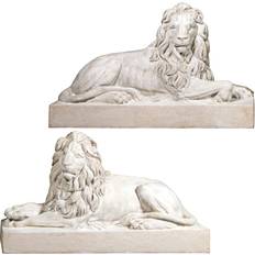 Design Toscano Castle Courtyard Lion Sentinel Statues: Figurine