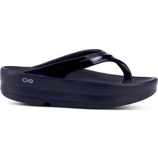 Slip-On Flip-Flops Oofos Women's OOmega OOlala Casual Sandals Black