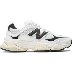 New Balance Men - White Sneakers New Balance 9060 - White/Black/Sea Salt
