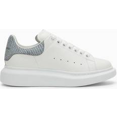 Alexander McQueen Black Friday Sale: Early deals on sneakers and more - The  Manual