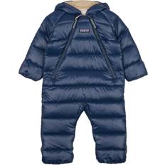 Boys Snowsuits Children's Clothing Patagonia HI-LOFT DOWN SWEATER BUNTING girls's Children's Jacket in Marine