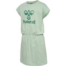 Grün Kleider Hummel hmlTWILIGHT Kleid Mädchen 6117 silt green