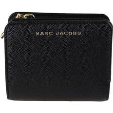 Marc Jacobs Wallets (100+ products) find at Klarna »