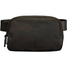 Lululemon Everywhere Belt Bag 1L - Heritage Camo Jacquard Dark Olive Green