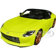 Maisto Model Kit Maisto 2023 Nissan Z Yellow Metallic with Black Top "Special Edition" Series 1/24 Diecast Model Car