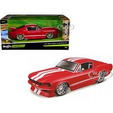 Maisto Model Kit Maisto 1:24 Scale AS 1967 Ford Mustang GT Diecast Vehicle Color may vary