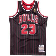Mitchell & Ness Game Jerseys Mitchell & Ness Authentic Jersey Chicago Bulls Alternate 1996-97 Jordan