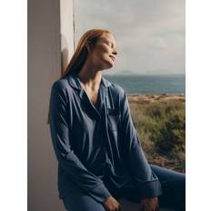 Femilet Bekleidung Femilet by Chantelle Pyjama-T-Shirt Daisy FNB050 Blau Regular Fit