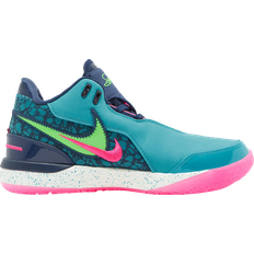 Dame - Grønne Basketballsko Nike LeBron NXXT Gen AMPD - Dusty Cactus/Midnight Navy/Fierce Pink/Green Strike