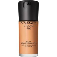 Mature Skin Foundations Max Studio Fix Fluid SPF15 NC42