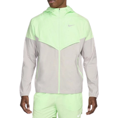 Netzgewebe Jacken Nike Packable Windrunner Jacket - Vapour Green/Light Iron Ore