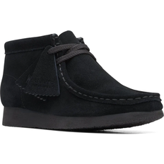 Lace Up Boots Clarks Older Kid's Wallabee Boot - Black Suede