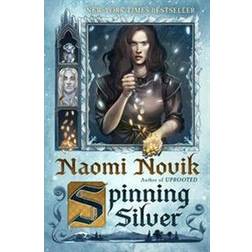 Spinning Silver (Paperback, 2019)