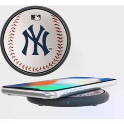 Strategic Printing New York Yankees Wireless Charging Pad