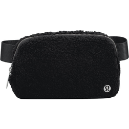 Lululemon Everywhere Fleece Belt Bag 1L - Black