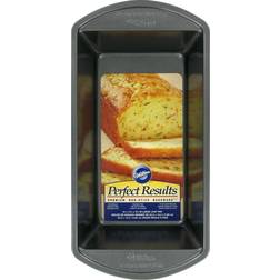 Wilton Perfect Results Non-Stick Loaf Pan Bread Tin