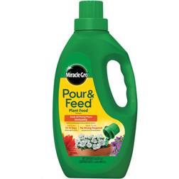 Miracle-Gro Pour & Feed Liquid Plant Food 32oz Ready to