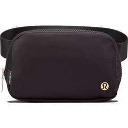 Lululemon Everywhere Belt Bag 1L - Black/Gold
