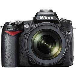 Nikon D90 + 18-105mm
