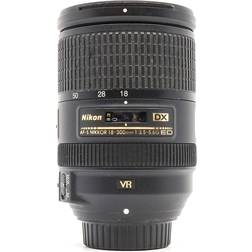 Nikon AF-S DX 18-300mm f/3.5-5.6G ED Vibration