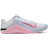 Nike Metcon 6 W - Football Grey/Arctic Punch/Summit White/Bright Crimson AT3160-001