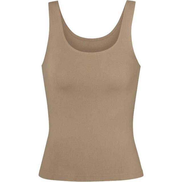 Skims Soft Smoothing Tank (2 stores) see prices now »